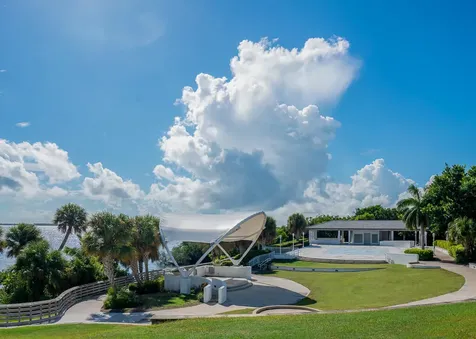 1903 NE Media Avenue Jensen Beach FL 34957