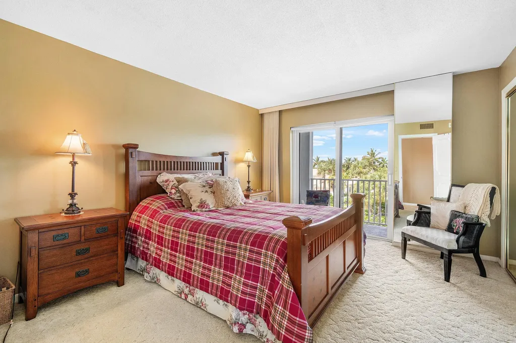 1111 S Ocean Boulevard Boca Raton FL 33432