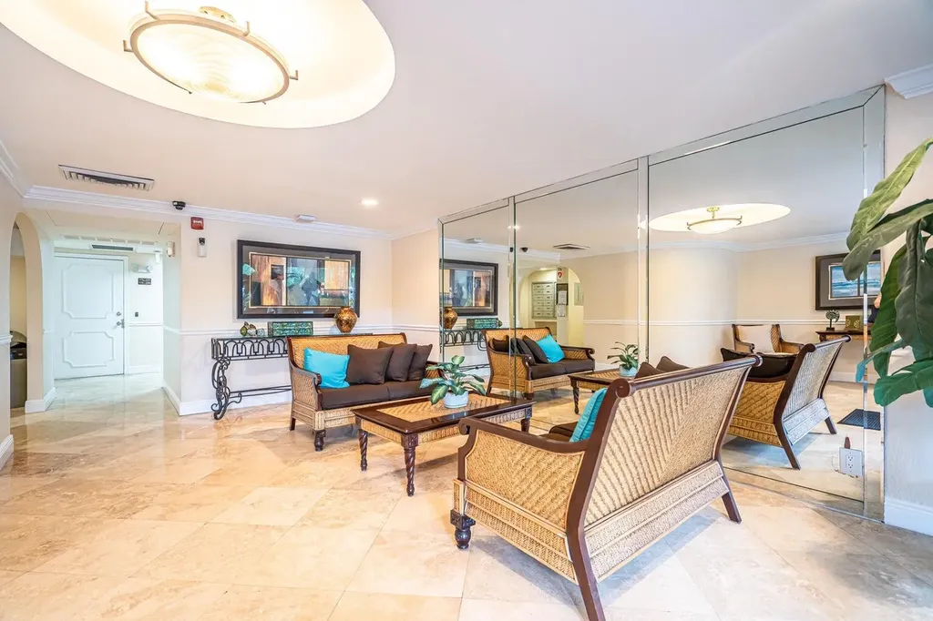 1111 S Ocean Boulevard Boca Raton FL 33432
