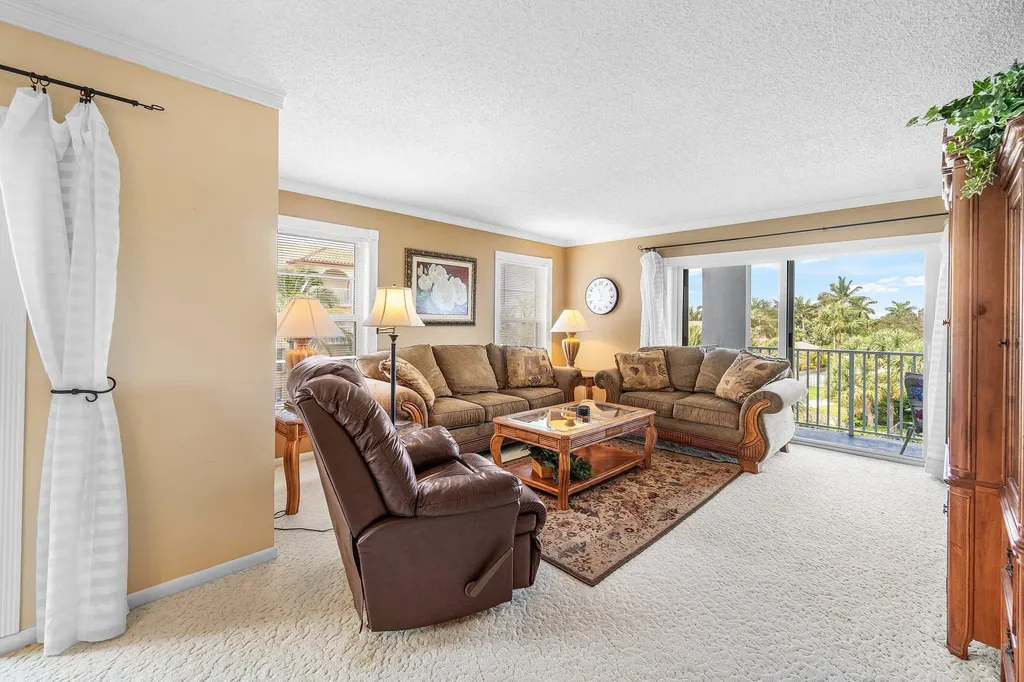 1111 S Ocean Boulevard Boca Raton FL 33432