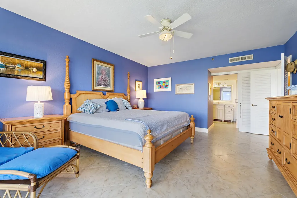 356 Golfview Road North Palm Beach FL 33408