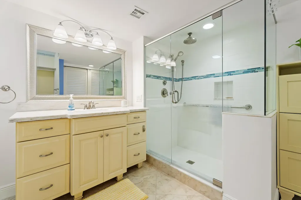 356 Golfview Road North Palm Beach FL 33408