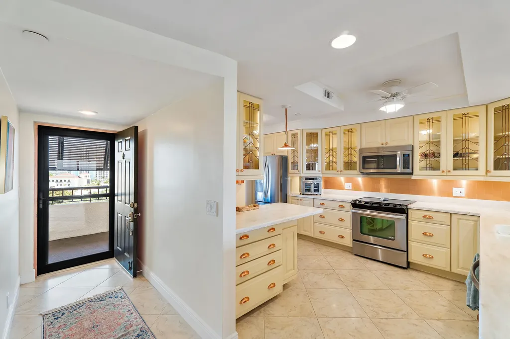 356 Golfview Road North Palm Beach FL 33408