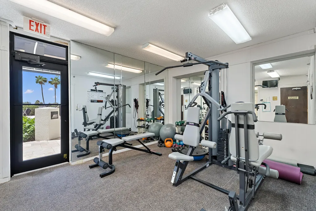 356 Golfview Road North Palm Beach FL 33408