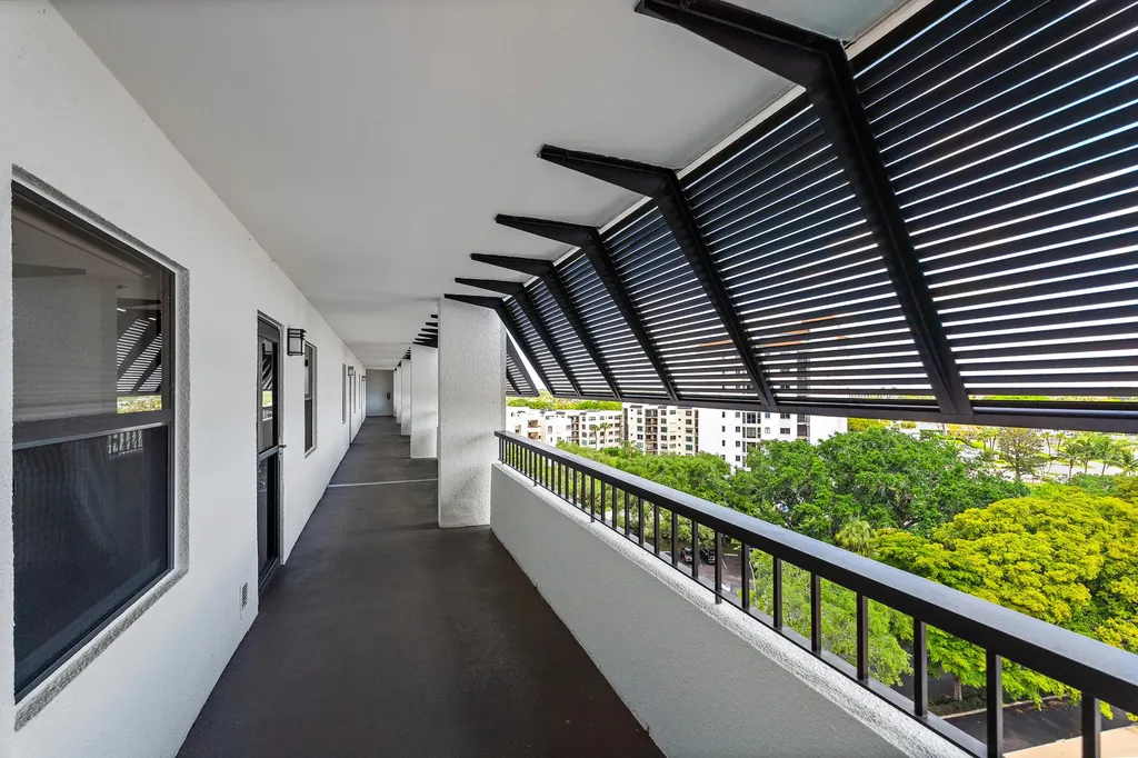 356 Golfview Road North Palm Beach FL 33408