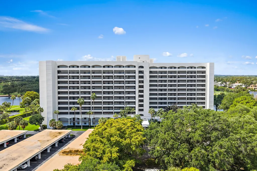 356 Golfview Road North Palm Beach FL 33408