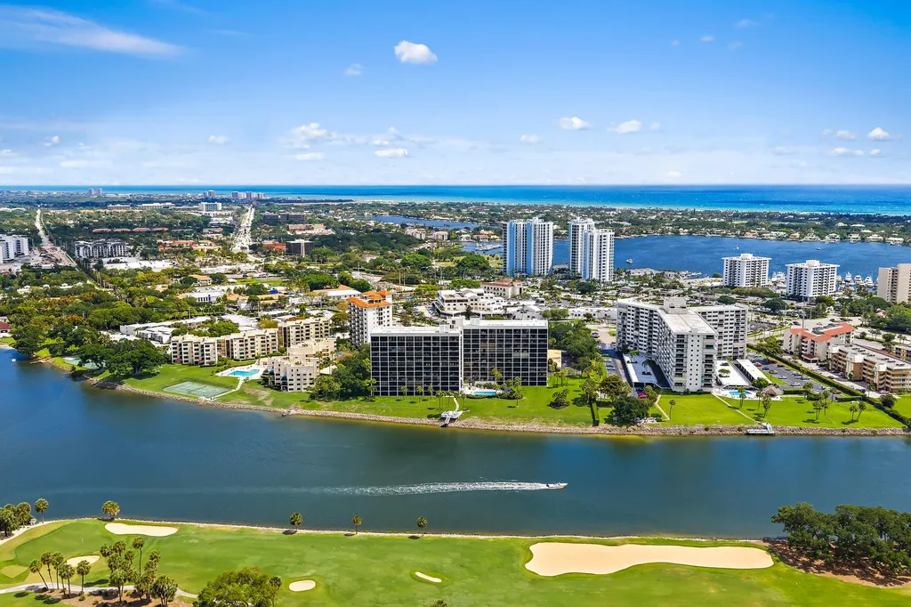356 Golfview Road North Palm Beach FL 33408