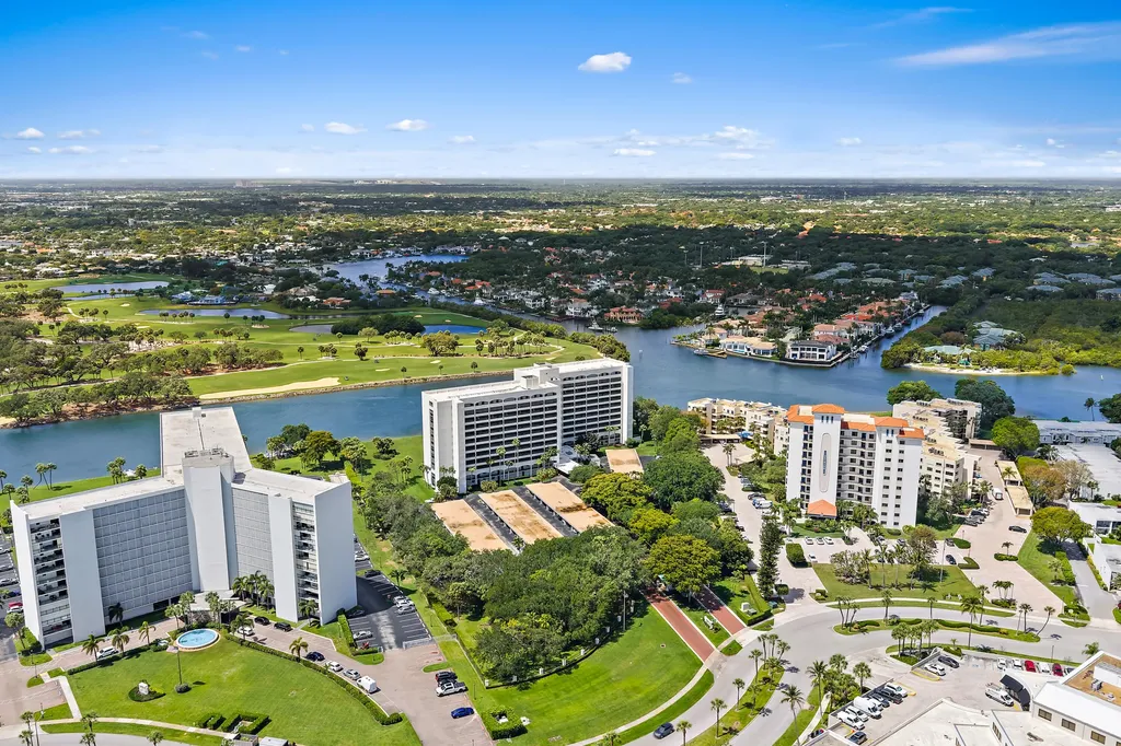 356 Golfview Road North Palm Beach FL 33408