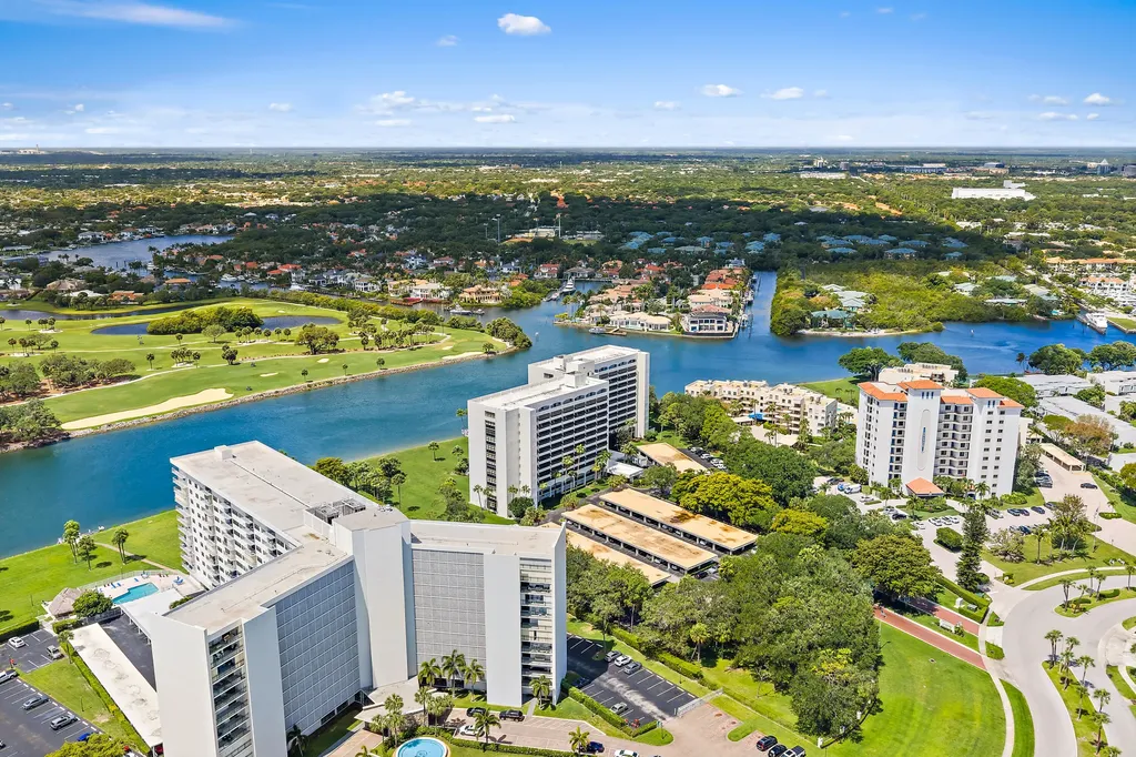 356 Golfview Road North Palm Beach FL 33408
