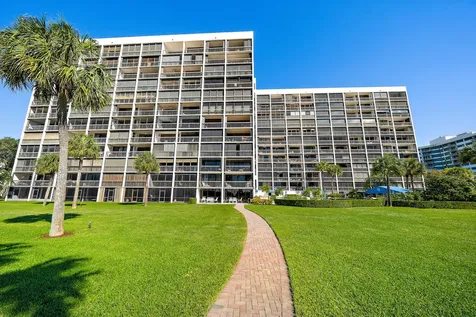 356 Golfview Road North Palm Beach FL 33408