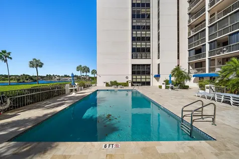 356 Golfview Road North Palm Beach FL 33408