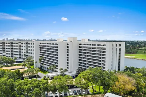 356 Golfview Road North Palm Beach FL 33408