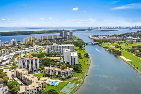 356 Golfview Road North Palm Beach FL 33408
