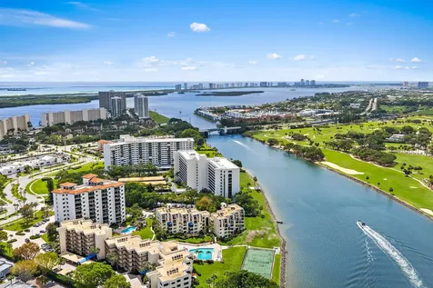 356 Golfview Road North Palm Beach FL 33408