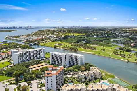 356 Golfview Road North Palm Beach FL 33408