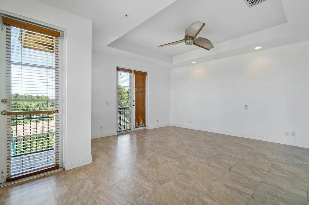 811 S Federal Highway Lake Worth Beach FL 33460