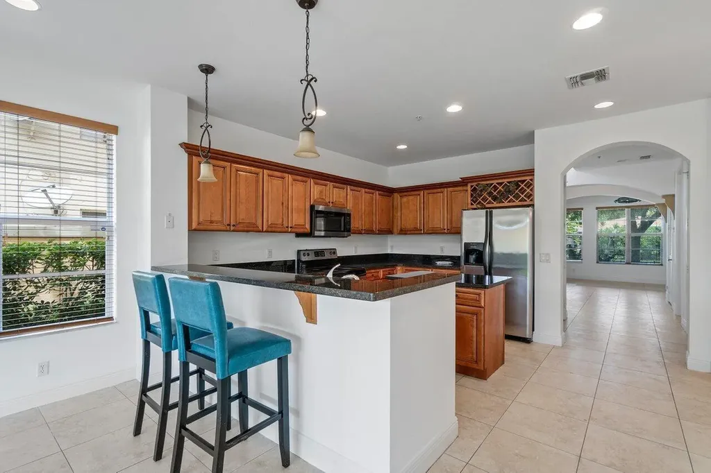 811 S Federal Highway Lake Worth Beach FL 33460