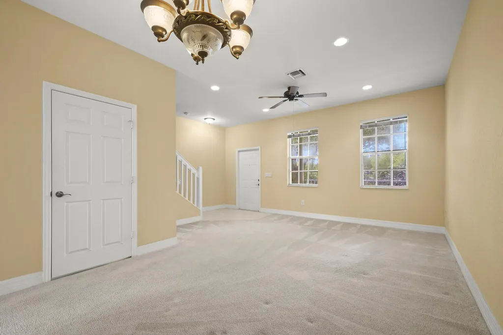 174 W Thatch Palm Circle Jupiter FL 33458