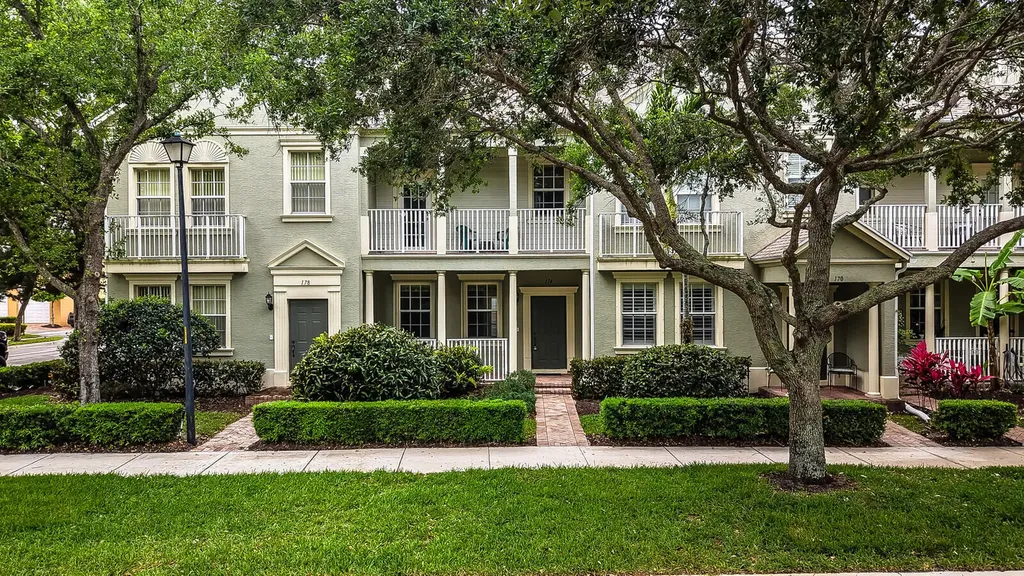 174 W Thatch Palm Circle Jupiter FL 33458