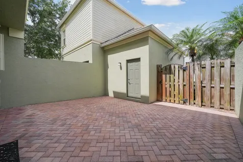 174 W Thatch Palm Circle Jupiter FL 33458