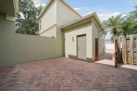 174 W Thatch Palm Circle Jupiter FL 33458