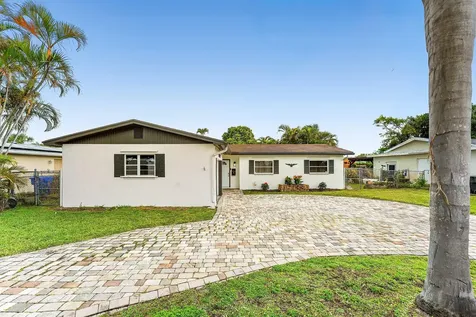 6407 Boulevard Of Champions North Lauderdale FL 33068