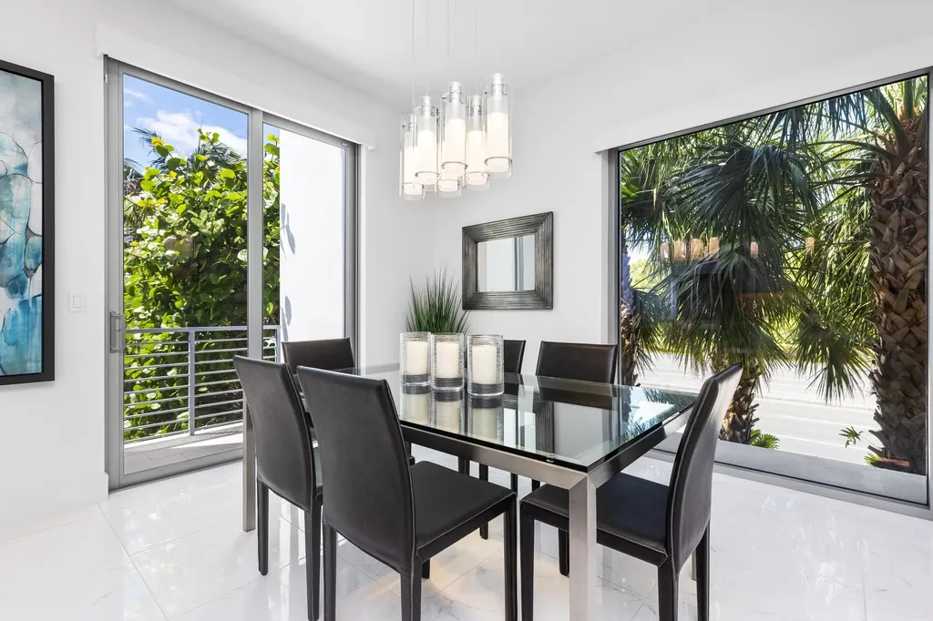 1851 NW 40th Drive Boca Raton FL 33431