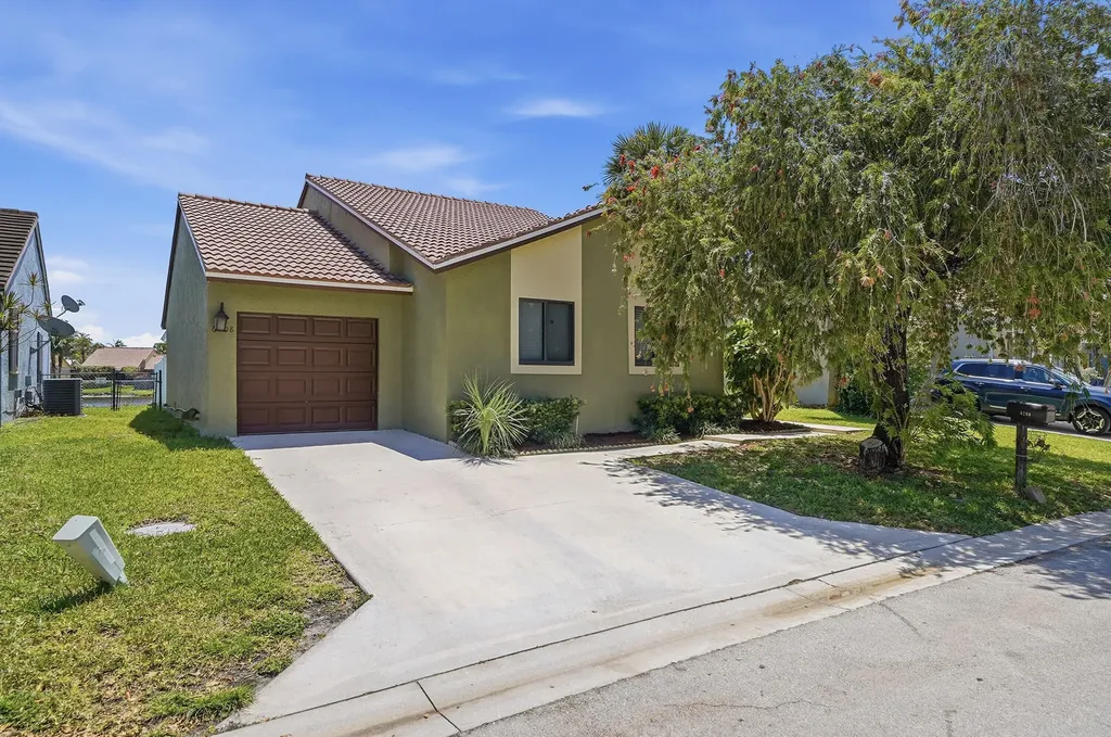 6208 Country Fair Circle Boynton Beach FL 33437