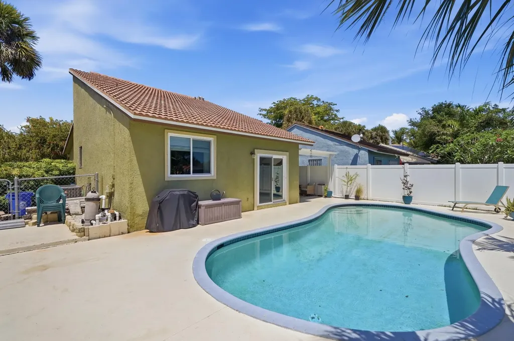 6208 Country Fair Circle Boynton Beach FL 33437