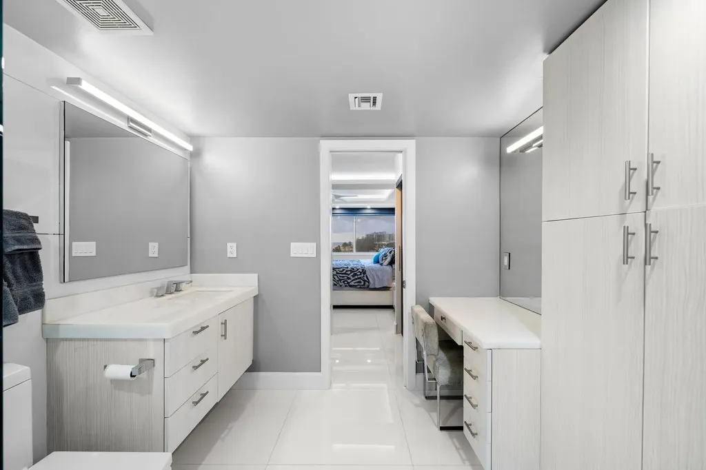 545 S Fort Lauderdale Beach Fort Lauderdale FL 33316