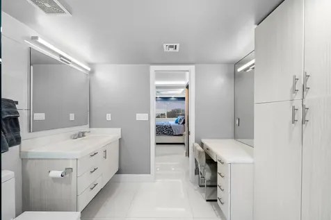 545 S Fort Lauderdale Beach Fort Lauderdale FL 33316