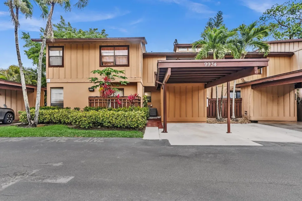 9934 Royal Palm Boulevard Coral Springs FL 33065