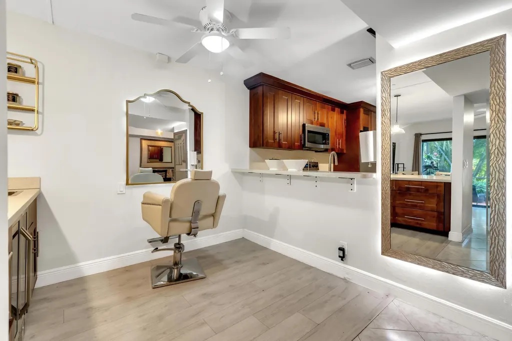 9934 Royal Palm Boulevard Coral Springs FL 33065