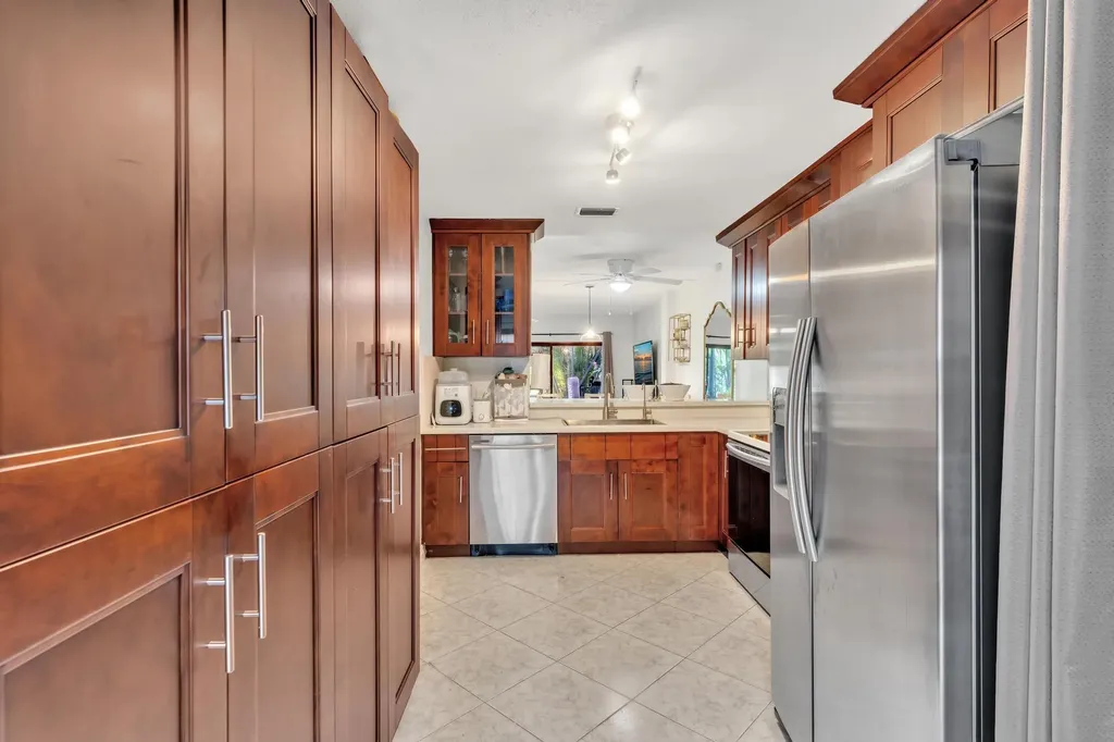 9934 Royal Palm Boulevard Coral Springs FL 33065