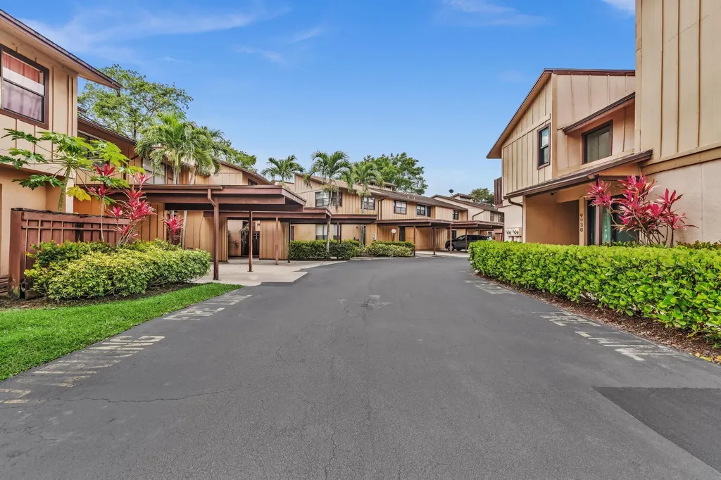 9934 Royal Palm Boulevard Coral Springs FL 33065