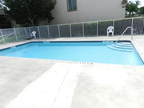 1110 E Lakeview Drive Drive E Royal Palm Beach FL 33411