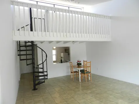 1110 E Lakeview Drive Drive E Royal Palm Beach FL 33411