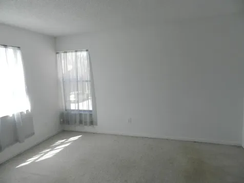1110 E Lakeview Drive Drive E Royal Palm Beach FL 33411