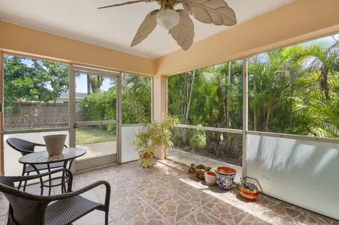 306 18th Avenue N Lake Worth Beach FL 33460
