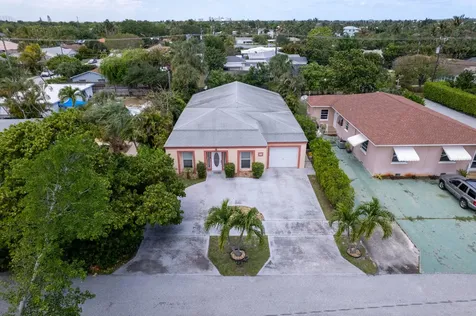306 18th Avenue N Lake Worth Beach FL 33460