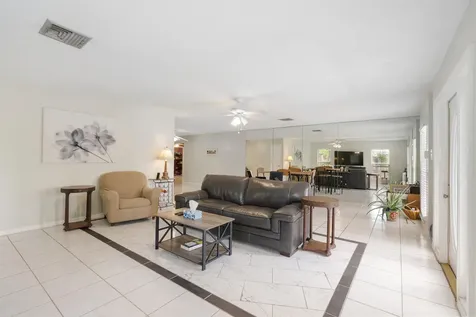 306 18th Avenue N Lake Worth Beach FL 33460