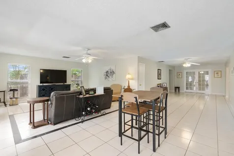 306 18th Avenue N Lake Worth Beach FL 33460