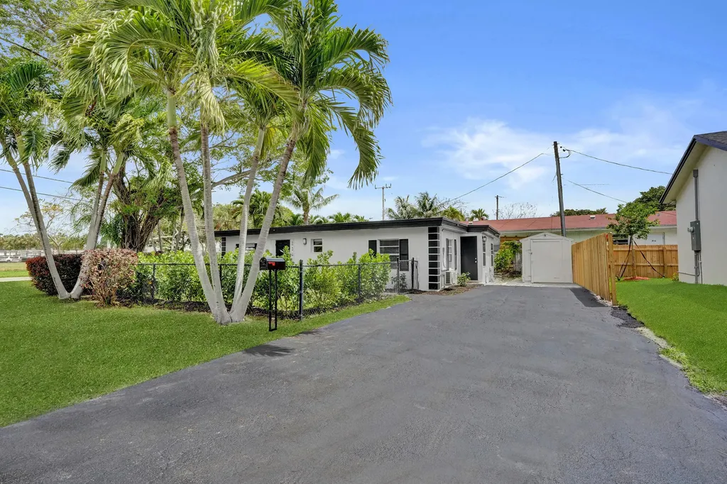 234 NE 14th Avenue Pompano Beach FL 33060