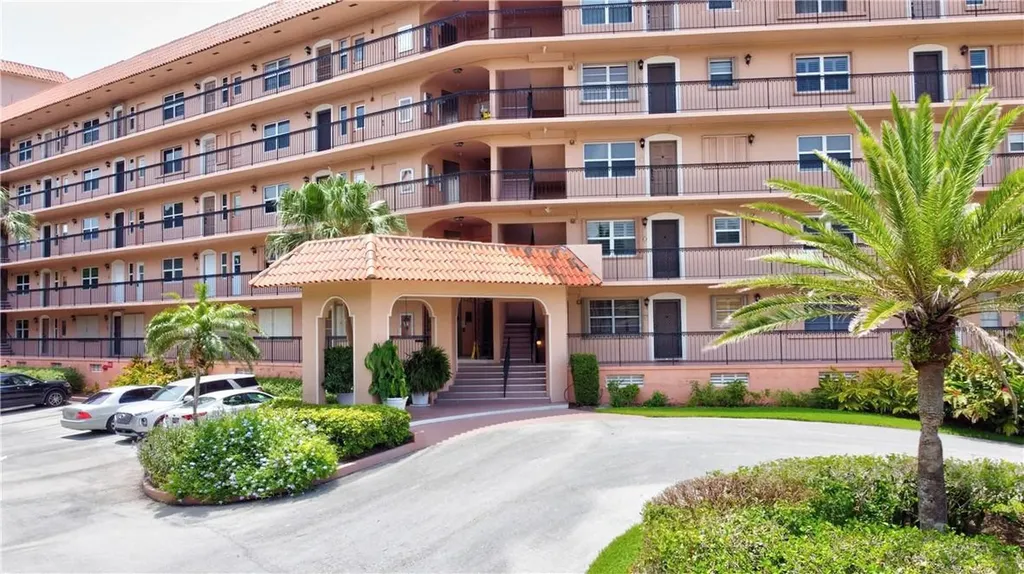 2871 N Ocean Boulevard Boca Raton FL 33431