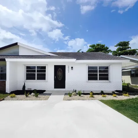 3902 Harwood Street West Palm Beach FL 33403