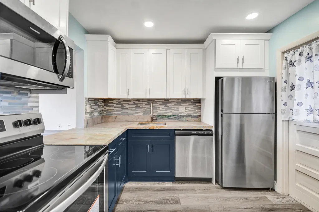 2430 SW 81st Avenue Davie FL 33324