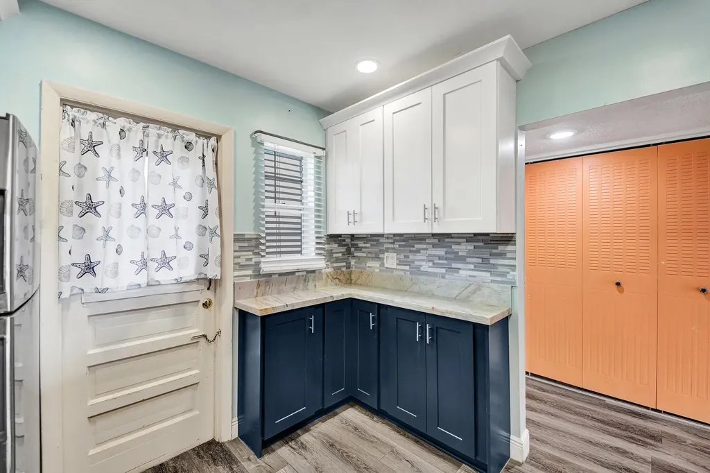 2430 SW 81st Avenue Davie FL 33324