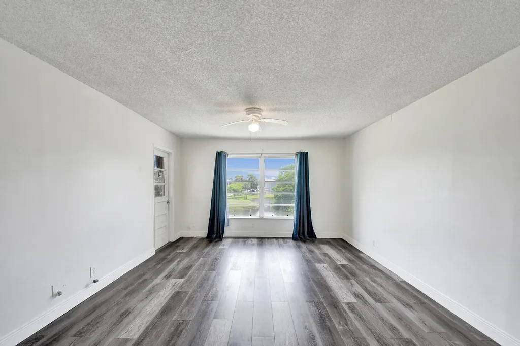 2430 SW 81st Avenue Davie FL 33324