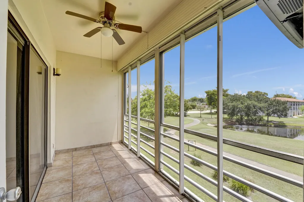 2430 SW 81st Avenue Davie FL 33324