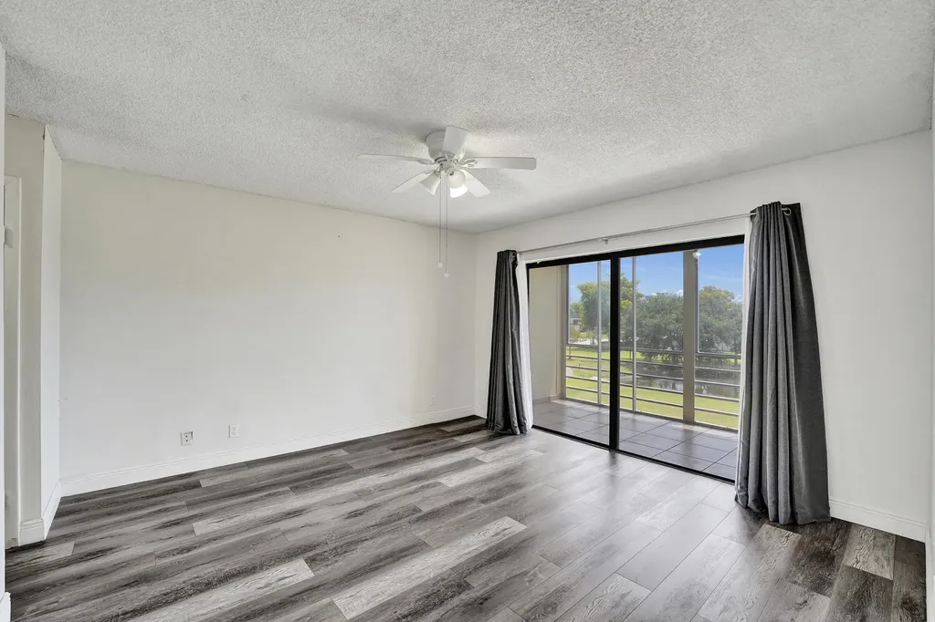 2430 SW 81st Avenue Davie FL 33324
